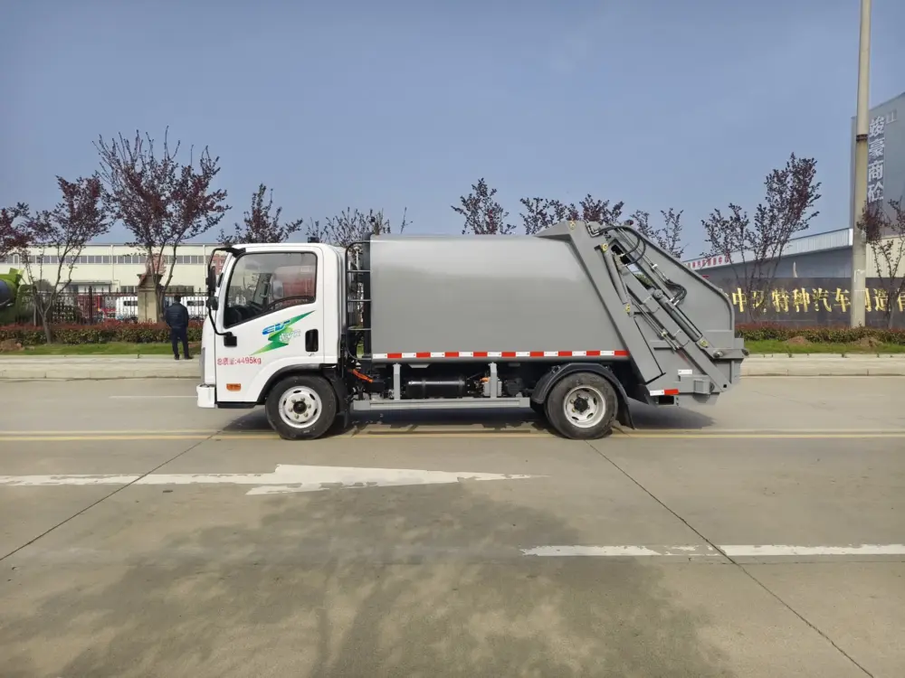 03-jiefang-hu-vr-6-5cbm-electric-compactor-truck-left-side 解放虎VR纯电7方压缩式垃圾车左侧视图
