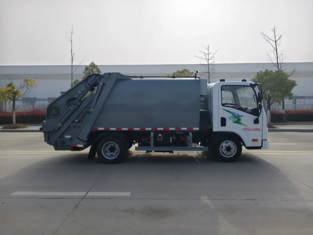 05-jiefang-hu-vr-7cbm-electric-compactor-truck-right-side 解放虎VR纯电7方压缩式垃圾车右侧视图