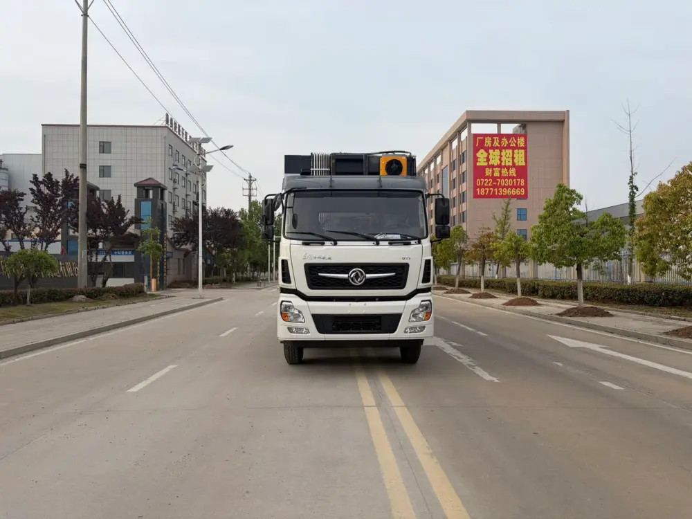 dongfeng-xinqi-d7-40cbm-compactor-truck-front-01 东风新汽D7前四后八40方压缩式垃圾车