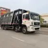 dongfeng-xinqi-d7-40cbm-compactor-truck-front-right-02 东风新汽D7前四后八40方压缩式垃圾车