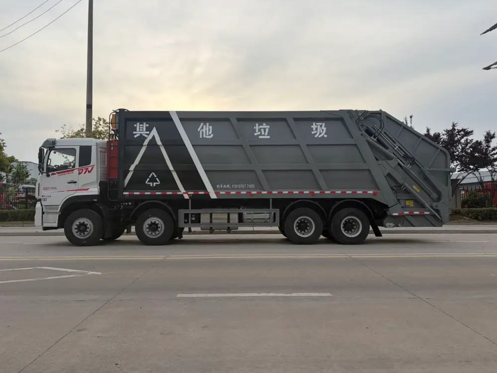 dongfeng-xinqi-d7-40cbm-compactor-truck-left-side-01 东风新汽D7前四后八40方压缩式垃圾车