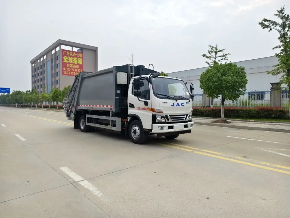jac-junling-g5-11cbm-electric-garbage-compactor-truck-front-right 江淮骏铃G5 11方纯电动压缩式垃圾车