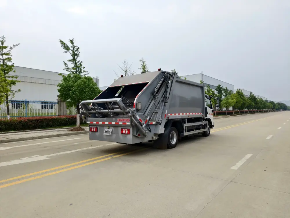 jac-junling-g5-11cbm-electric-garbage-compactor-truck-rear-right 江淮骏铃G5 11方纯电动压缩式垃圾车