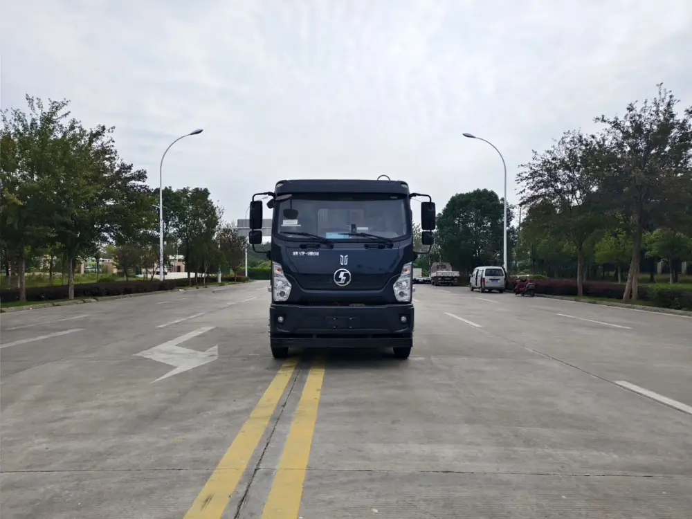 shacman-dechuang-10-12cbm-electric-garbage-compactor-truck-front 陕汽德创10-12方纯电动压缩式垃圾车