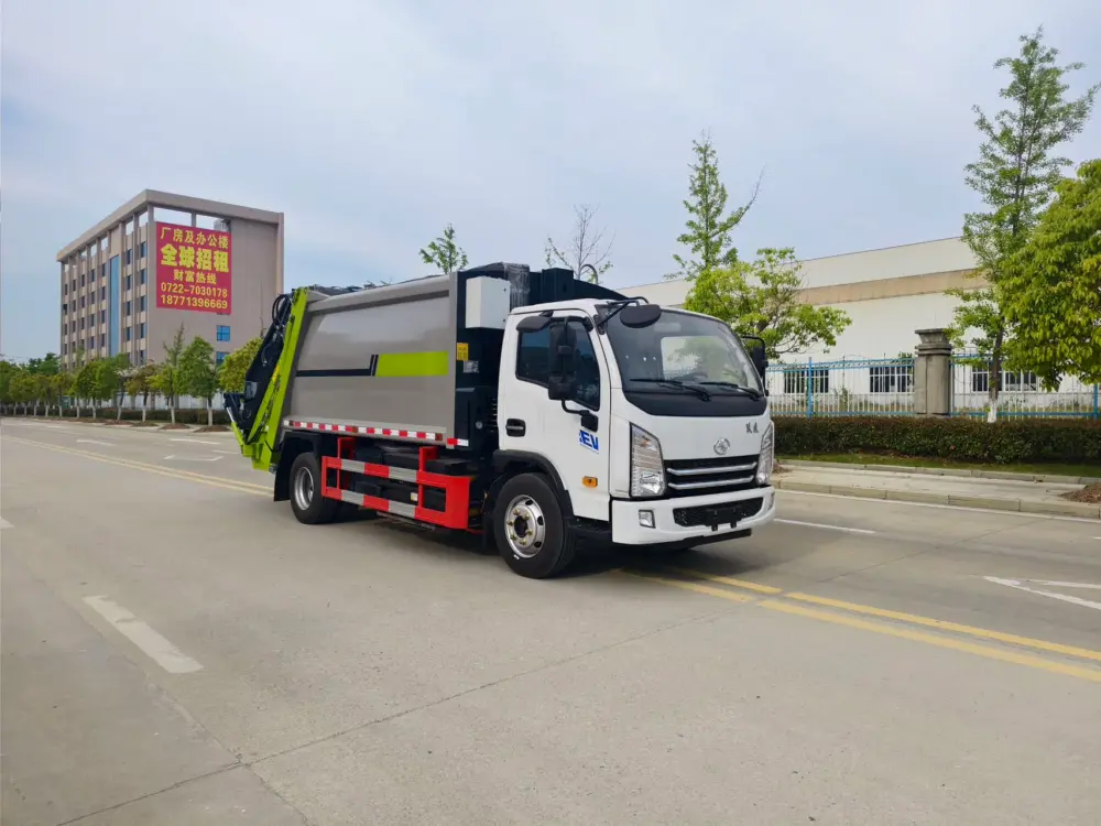 yuejin-qilin-x300-7-9cbm-electric-compactor-truck-front-right 跃进麒麟X300纯电动8-10方压缩式垃圾车