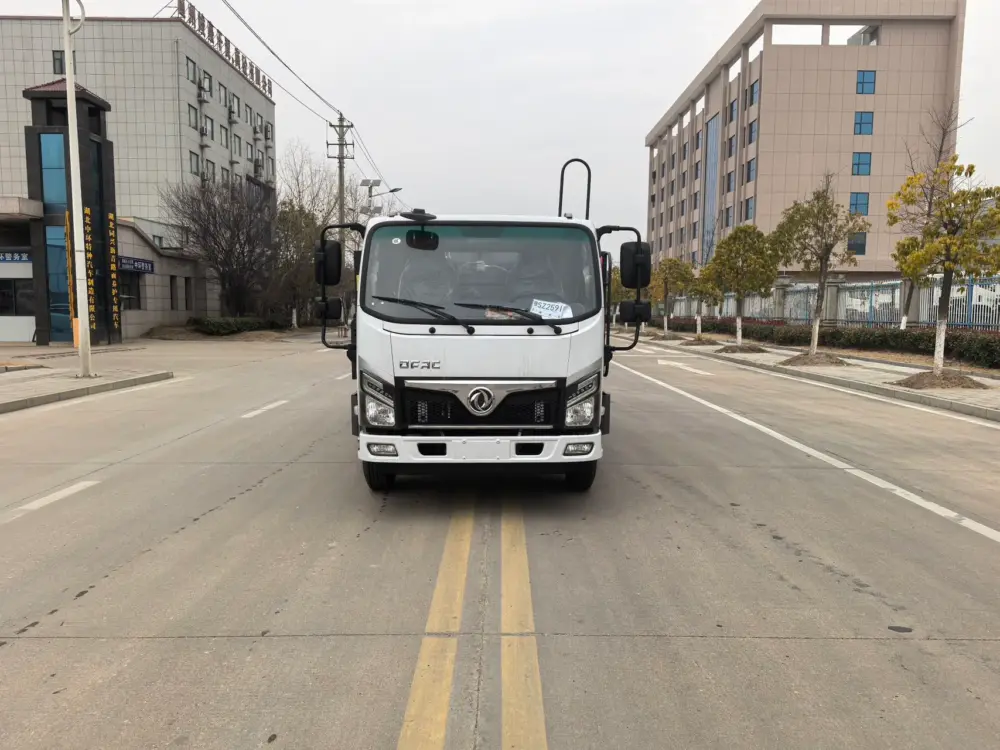 东风-8方地库型-压缩式垃圾车-正前外观 东风股份8方地库型压缩式垃圾车
