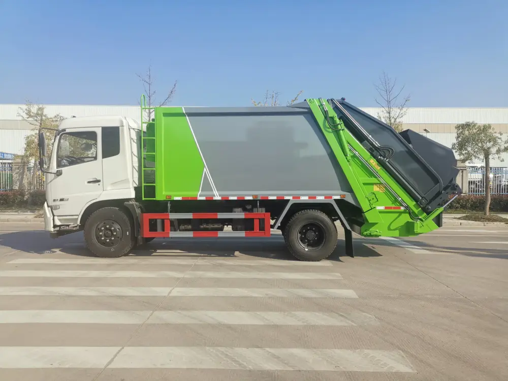 东风d9-12方-压缩式垃圾车-绿色涂装-车身侧面-01 东风D9 12方压缩式垃圾车