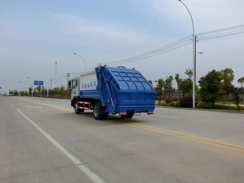东风d9-12方-压缩式垃圾车-蓝色涂装-后侧45度 东风D9 12方压缩式垃圾车