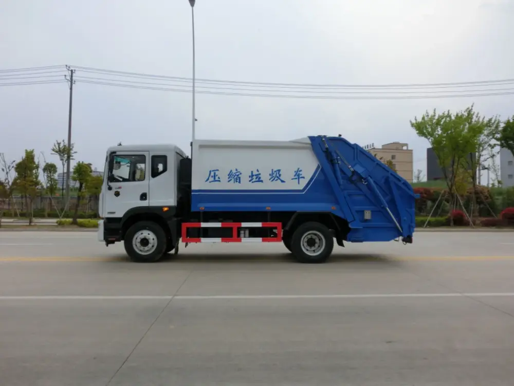 东风d9-12方-压缩式垃圾车-蓝色涂装-车身侧面 东风D9 12方压缩式垃圾车