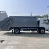 东风华神f5-单桥16方-压缩式垃圾车-车身侧面-02 东风华神F5单桥16方压缩式垃圾车