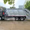 东风华神t5-压缩式垃圾车-车身侧面-01 东风华神T5后双桥24方压缩式垃圾车
