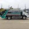东风华神v3-压缩式垃圾车-车身侧面-01 东风华神V3蓝牌6方压缩式垃圾车