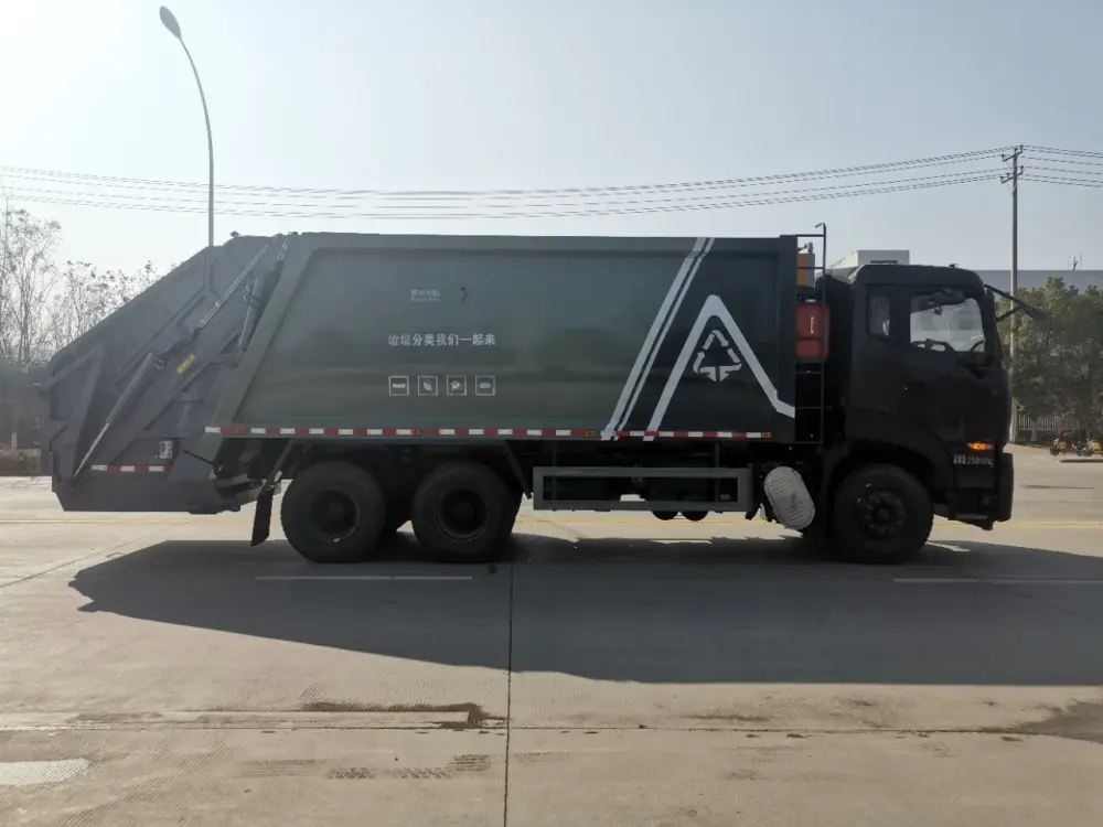 东风天龙后双桥23方压缩式垃圾车