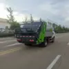 东风途逸-蓝牌5.5方-压缩式垃圾车-后侧45度-02 东风途逸蓝牌5.5方压缩式垃圾车