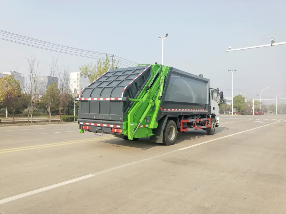 陕汽18方压缩式垃圾车
