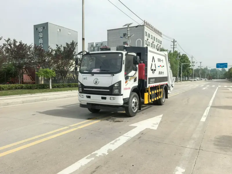 陕汽德龙g1-压缩式垃圾车-前侧45度-01